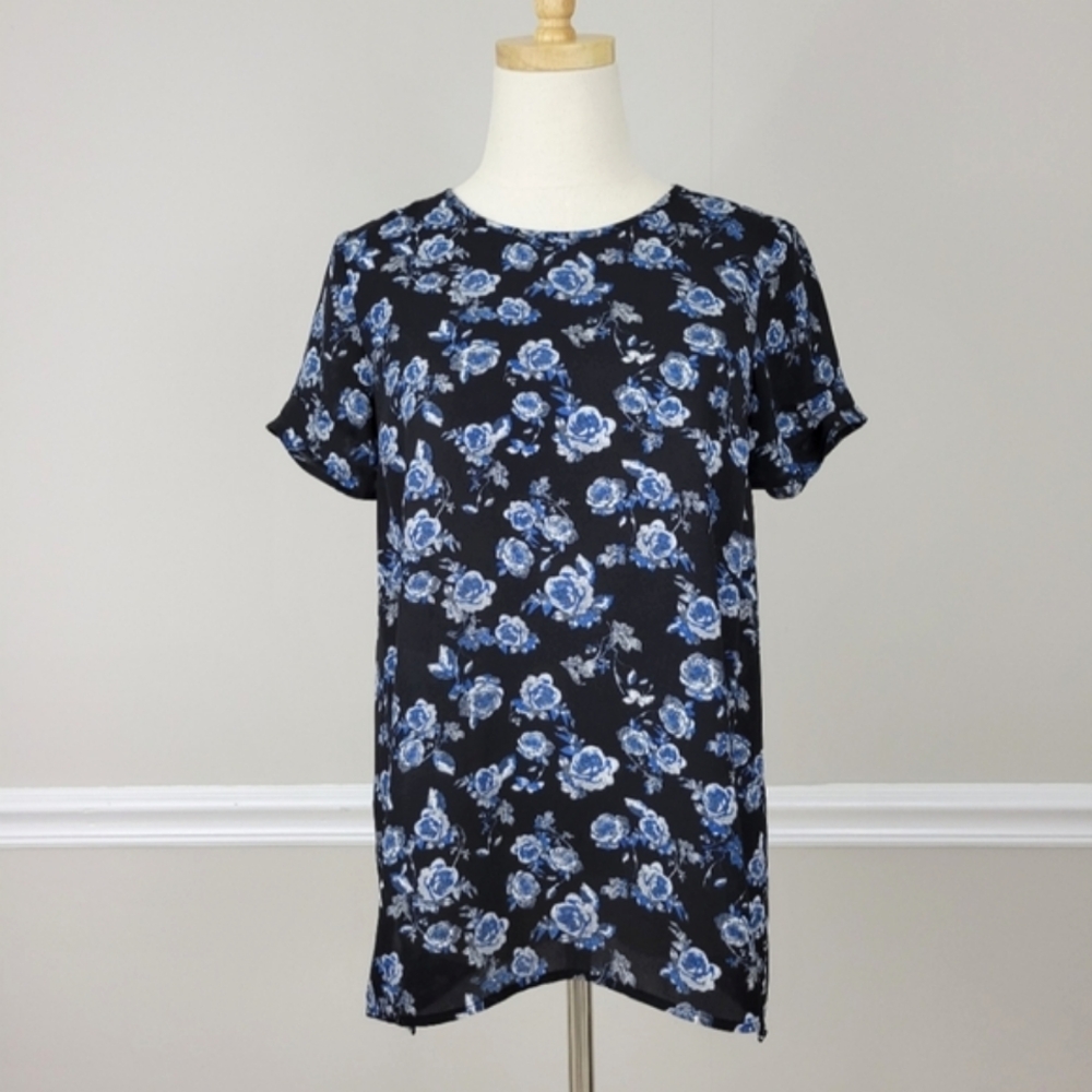 DR2 By Daniel Rainn Floral Black Blue High and Low Top Size XS